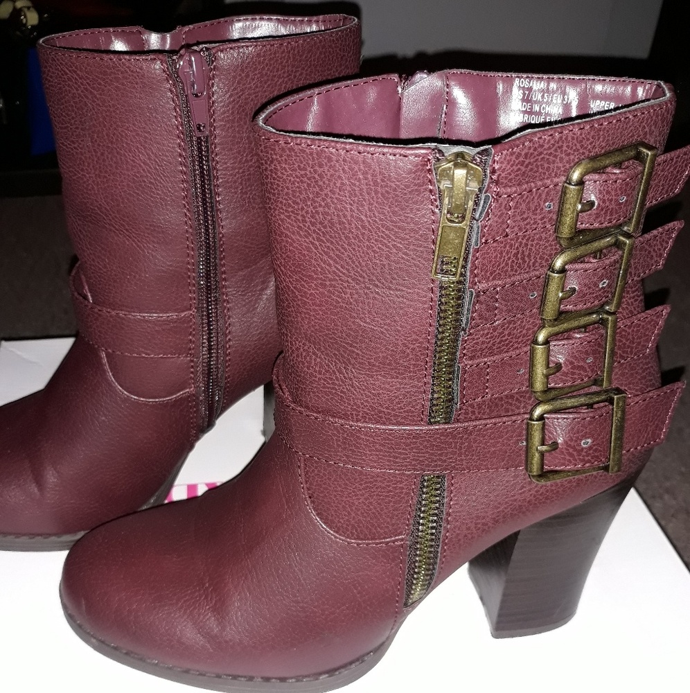 Booties - Picture 2 of 6